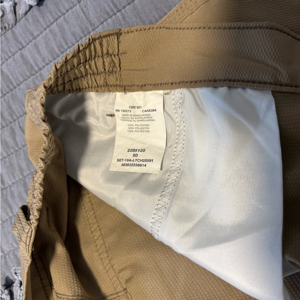 Lee Tan Cargo Work Shorts. - Picture 2 of 4